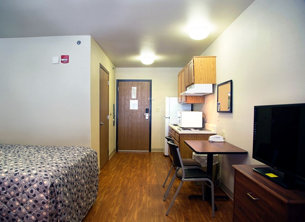 Woodspring Suites Tulsa Habitación foto